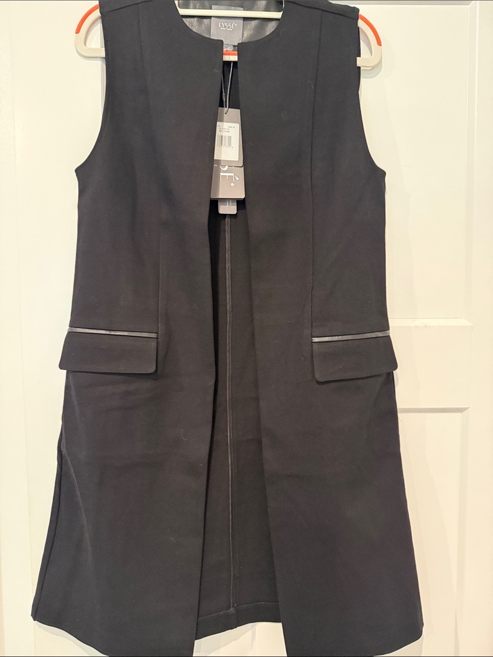 Lysse Black Sleeveless Longline Vest with Flap Pockets